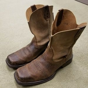 Ariat mens boots size 13 D